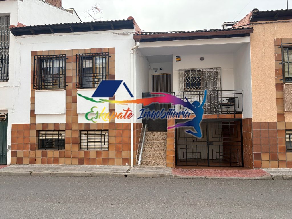 Exterior view of Single-family semi-detached for sale in Villacañas  with Heating, Terrace and Storage room