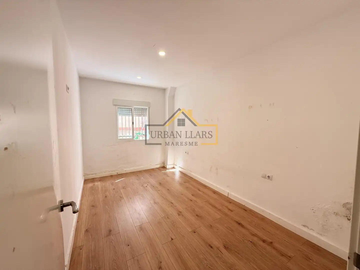 Dormitori de Planta baixa en venda en Mataró amb Parquet