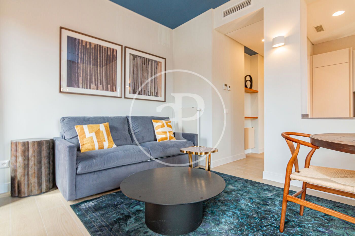 Sala d'estar de Pis de lloguer en  Madrid Capital amb Aire condicionat, Calefacció i Moblat