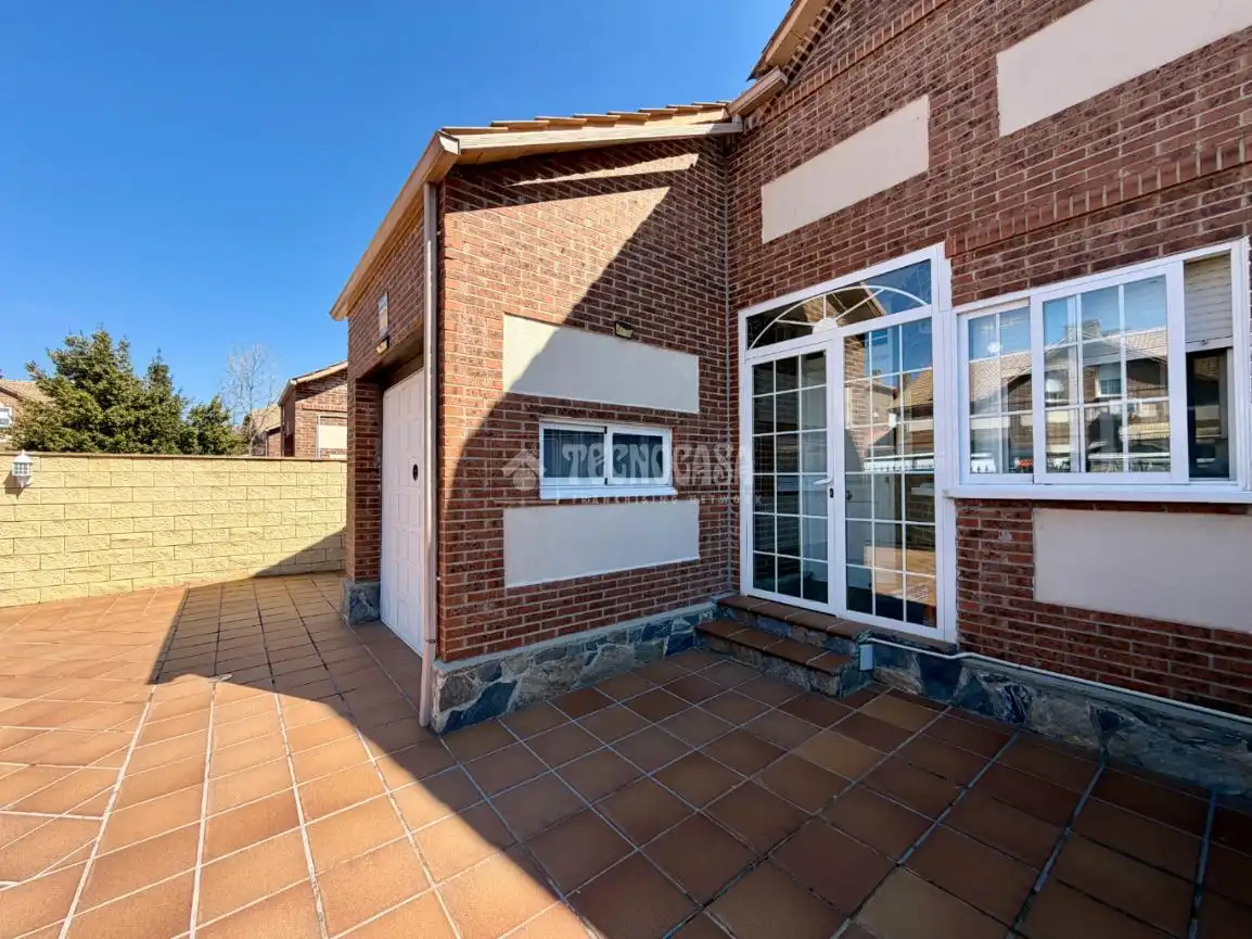 Detached homes for sale in Villanueva de la Torre