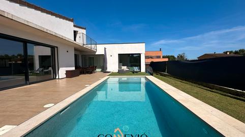 Foto 4 de Casa o xalet en venda a Medinyà, Girona