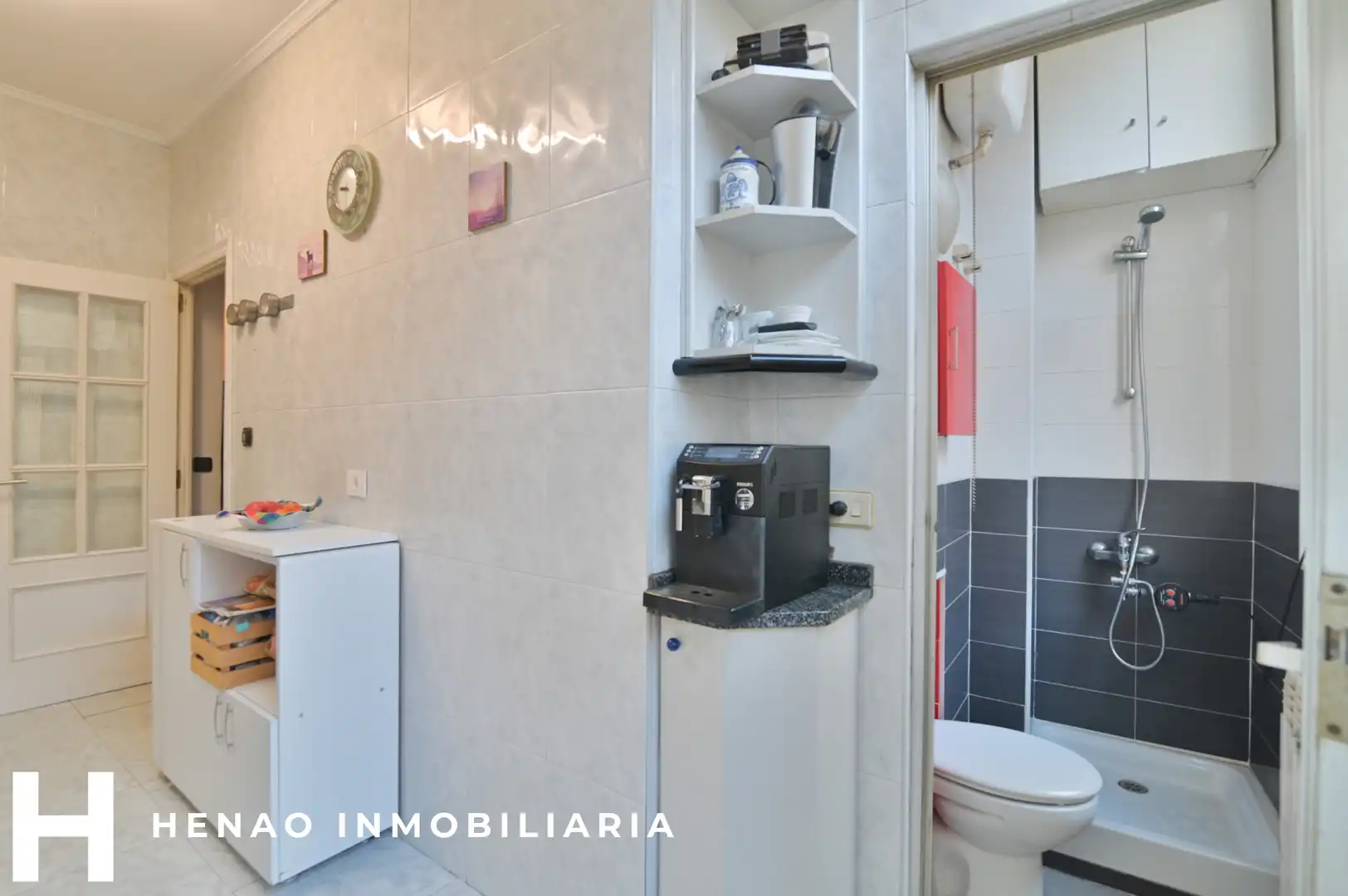 Cuina de Pis en venda en Bilbao  amb Moblat, Forn i Rentadora