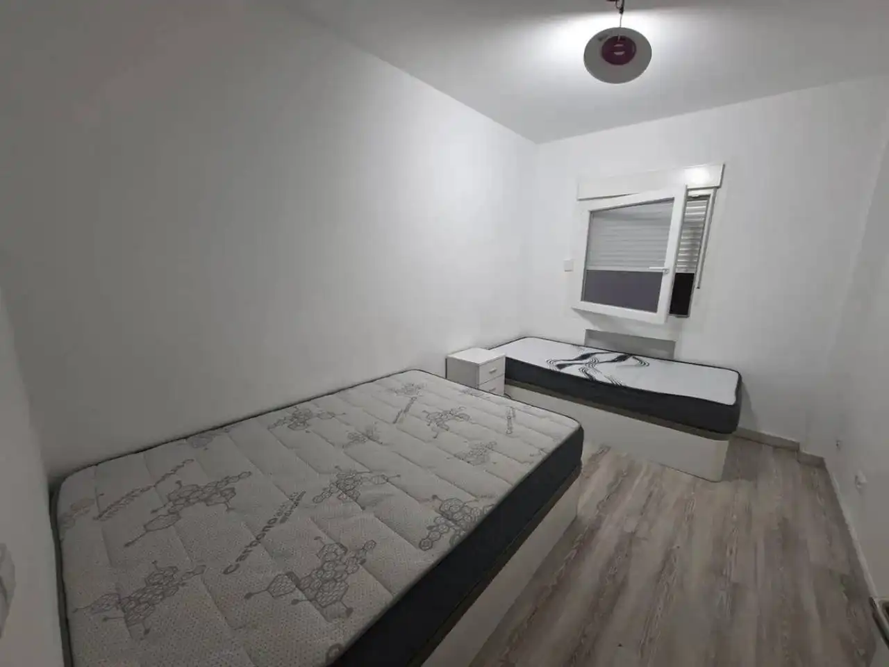 Dormitori de Pis en venda en Esplugues de Llobregat amb Aire condicionat, Parquet i Terrassa