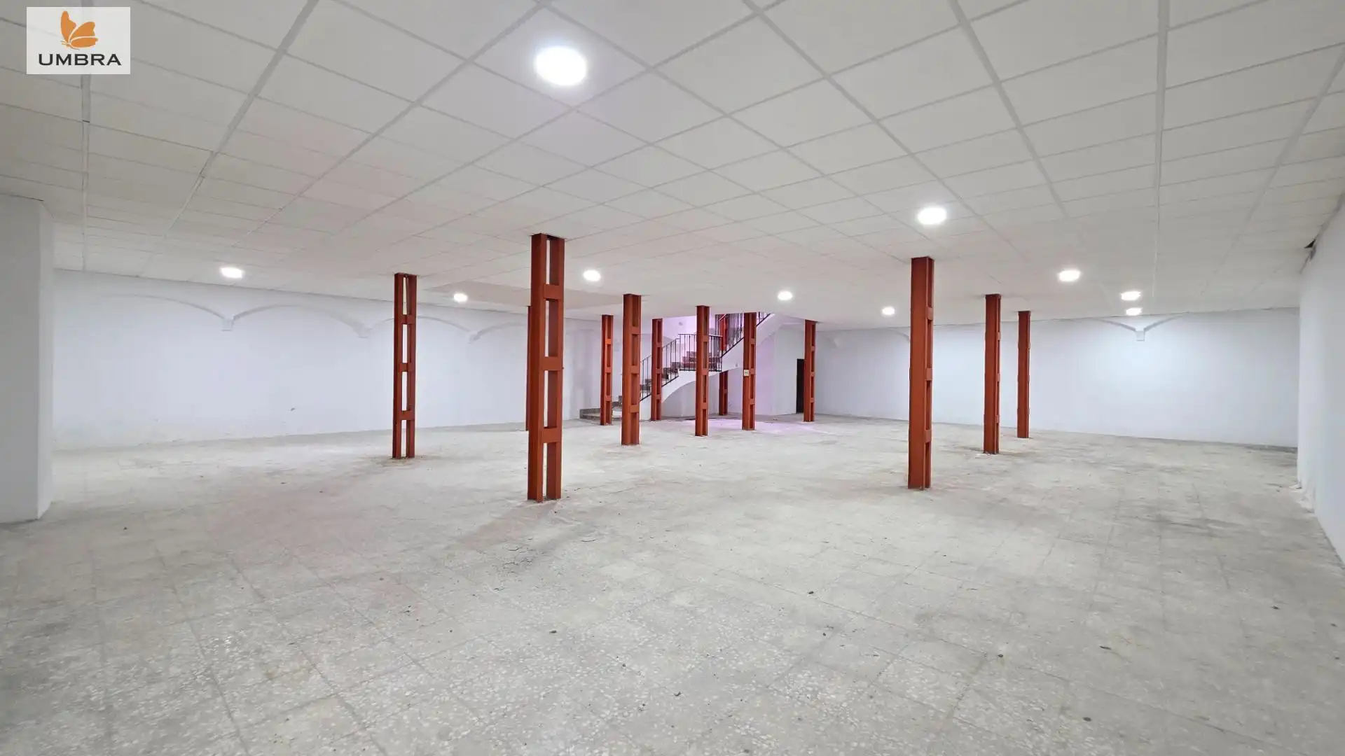 Gewerbefläche zum Verkauf in Calle de Rodrigo León 7, imagen 3