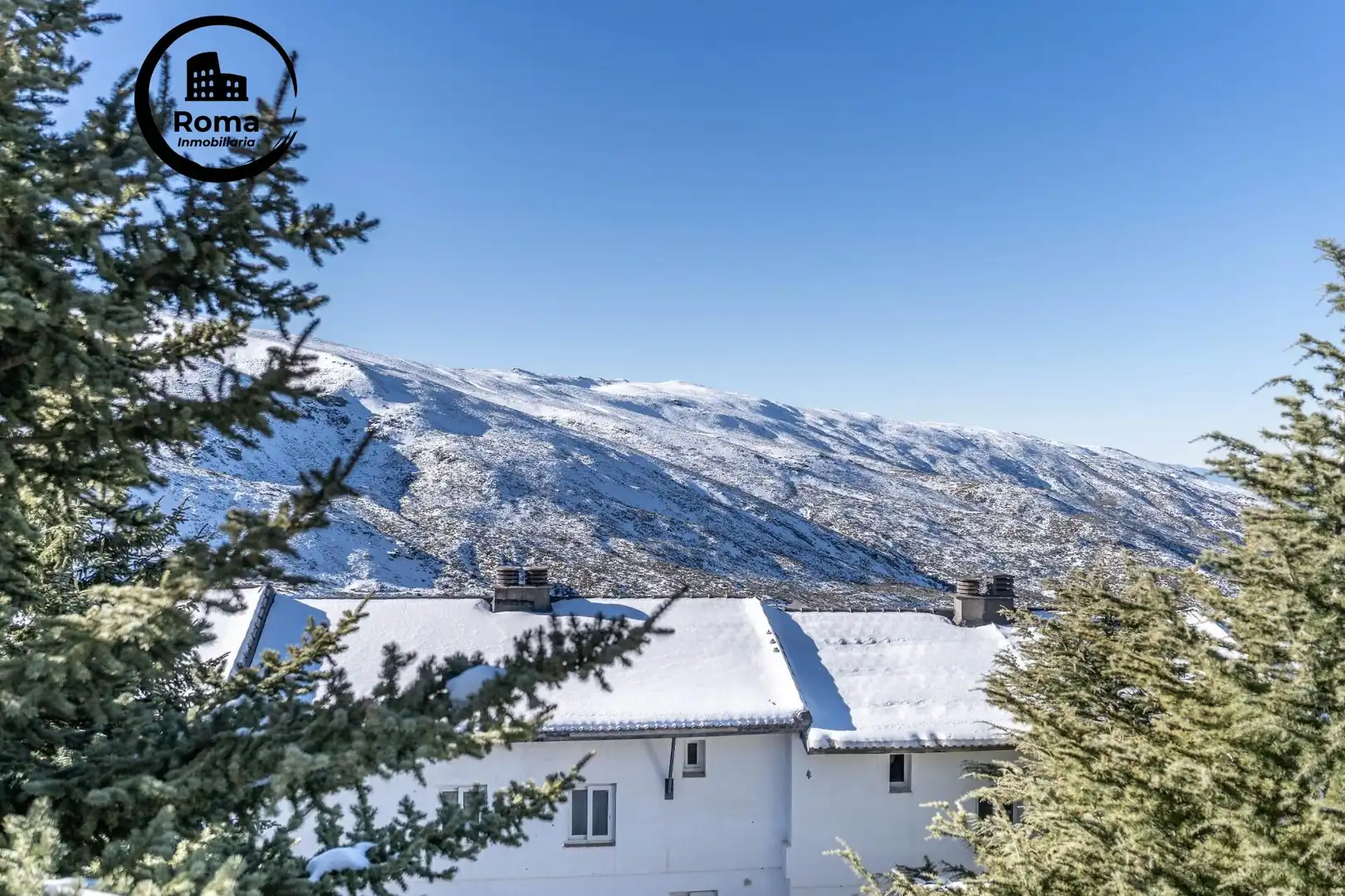 Vista exterior de Dúplex en venda en Sierra Nevada amb Calefacció i Terrassa