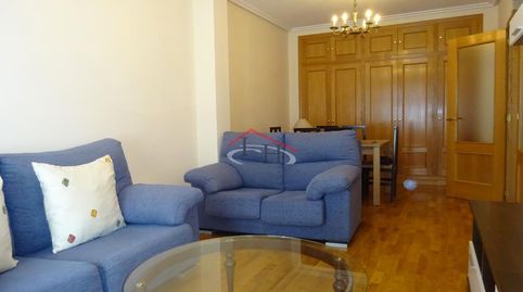 Foto 2 de Apartament de lloguer a Sierra Pambley, Casco Antiguo, León Capital
