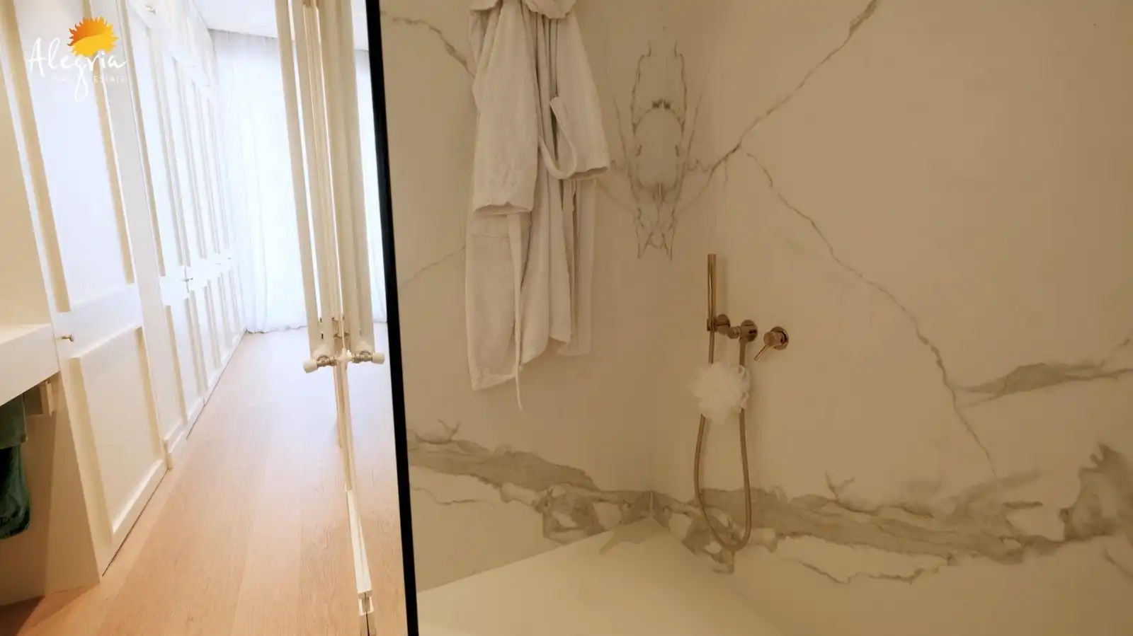 Bany de Apartament en venda en Valencia amb Aire condicionat, Calefacció i Parquet