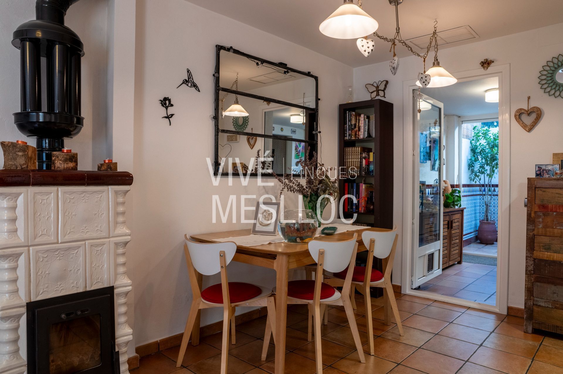 Dining room of Single-family semi-detached for sale in El Masnou  with Air Conditioner, Heating and Terrace