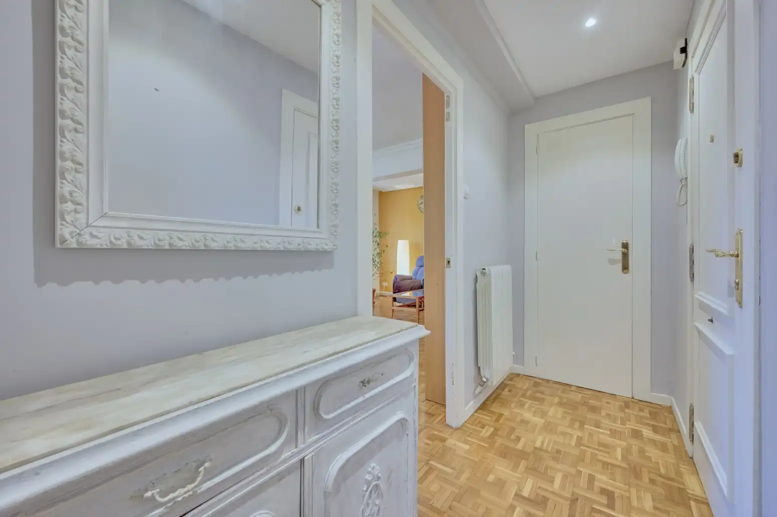 Flat for sale in  Pamplona / Iruña  with Heating and Parquet flooring