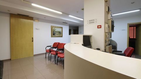Foto 4 de Piso en venta en Avenida Mendez Nuñez, Casco Antiguo - Sta. Cruz - Ayuntamiento, Alicante / Alacant