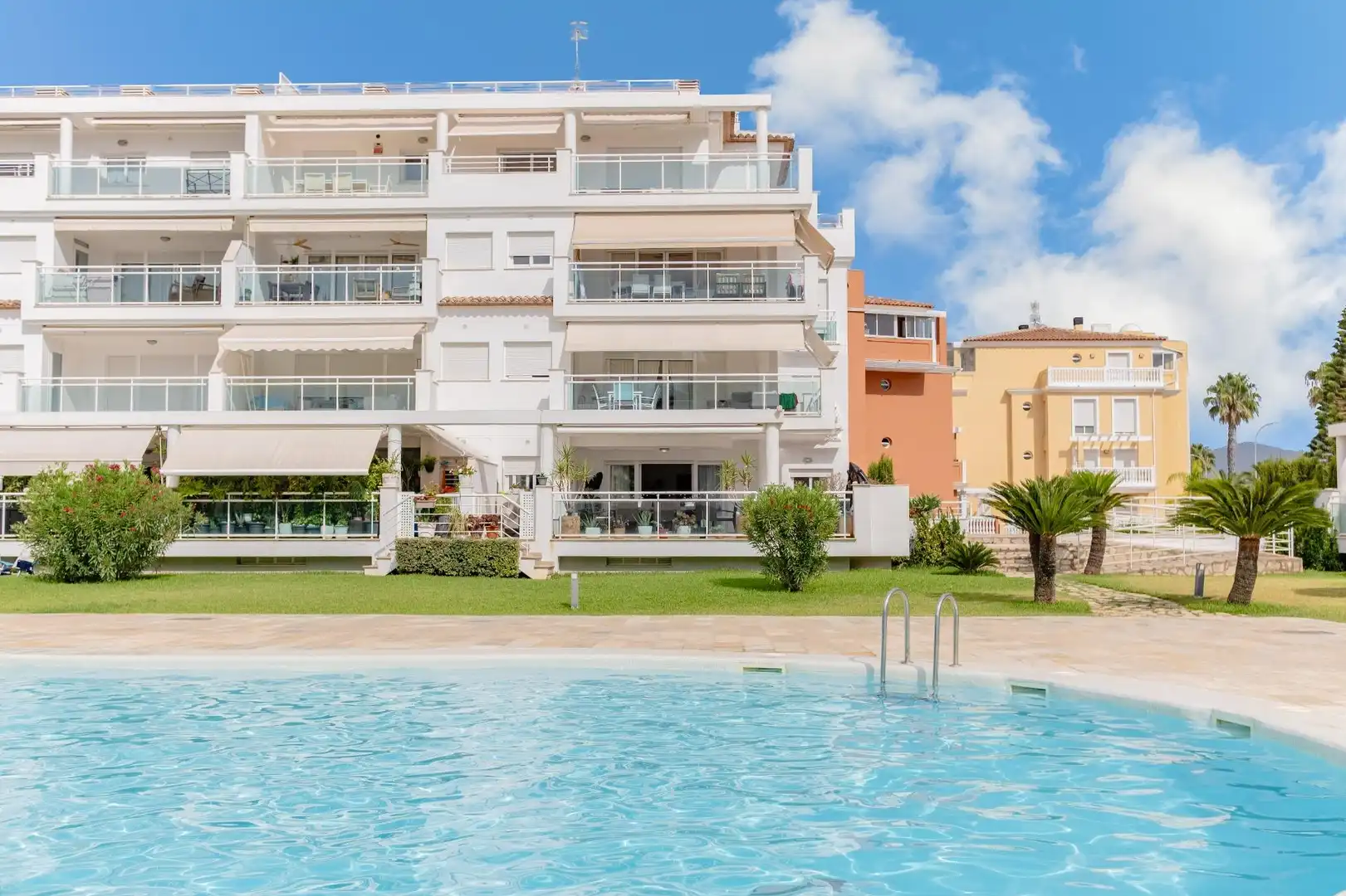 Swimming pool of Apartments for sale in Dénia  with Air Conditioner, Heating and Private garden