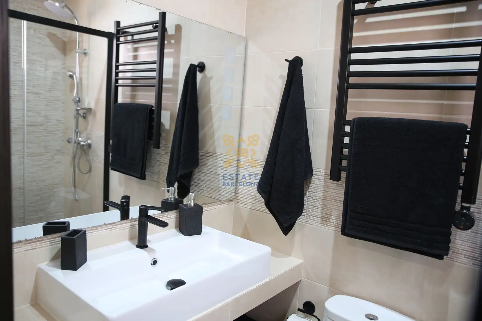 Badezimmer von Haus oder Chalet zum Verkauf in Blanes mit Klimaanlage, Terrasse und Möbliert