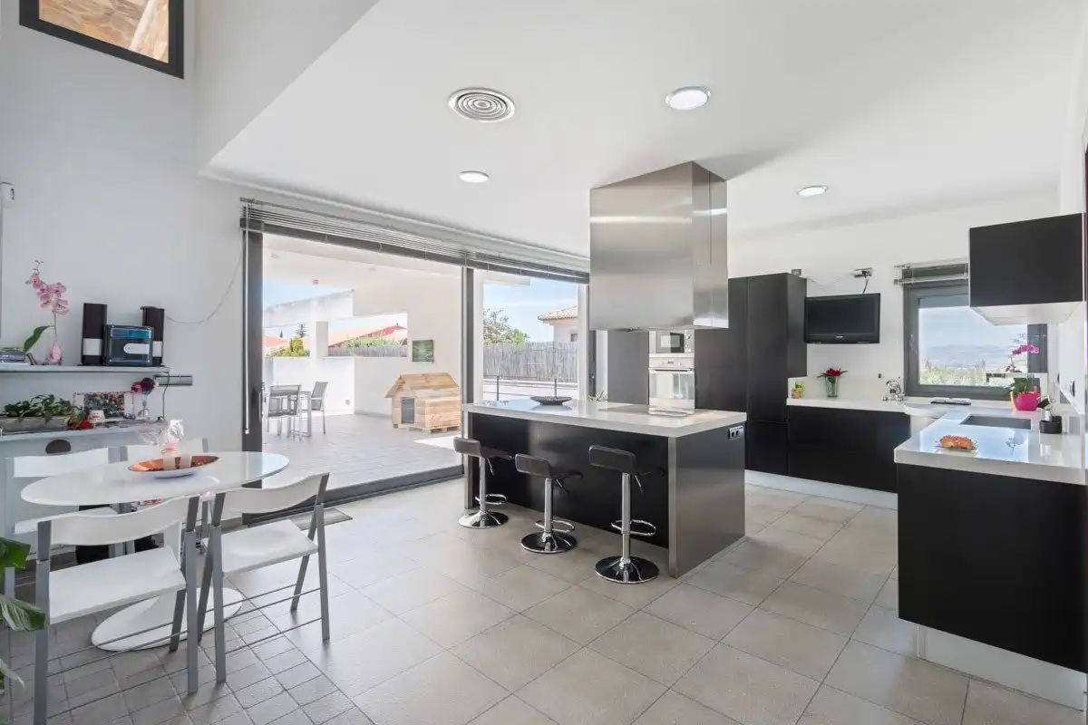 Chalet con piscina en venta en Calle Abeto 8, imagen 45