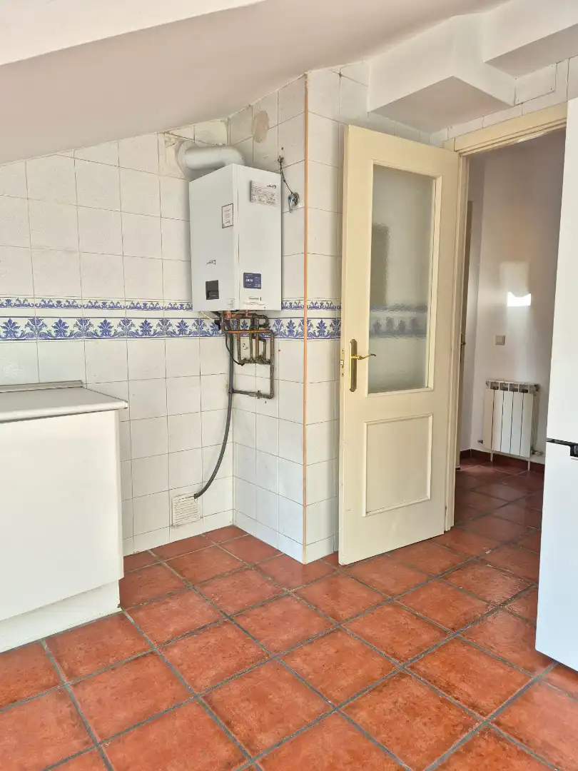 Badezimmer von Wohnung zur Miete in Las Rozas de Madrid mit Klimaanlage, Heizung und Terrasse