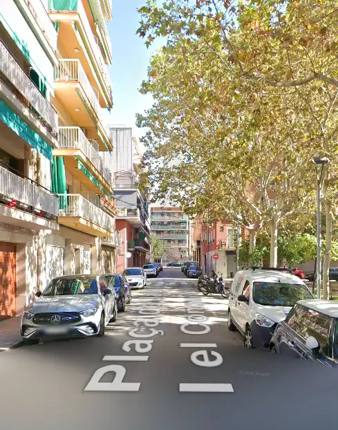 Piso en venta en Carrer Montcada