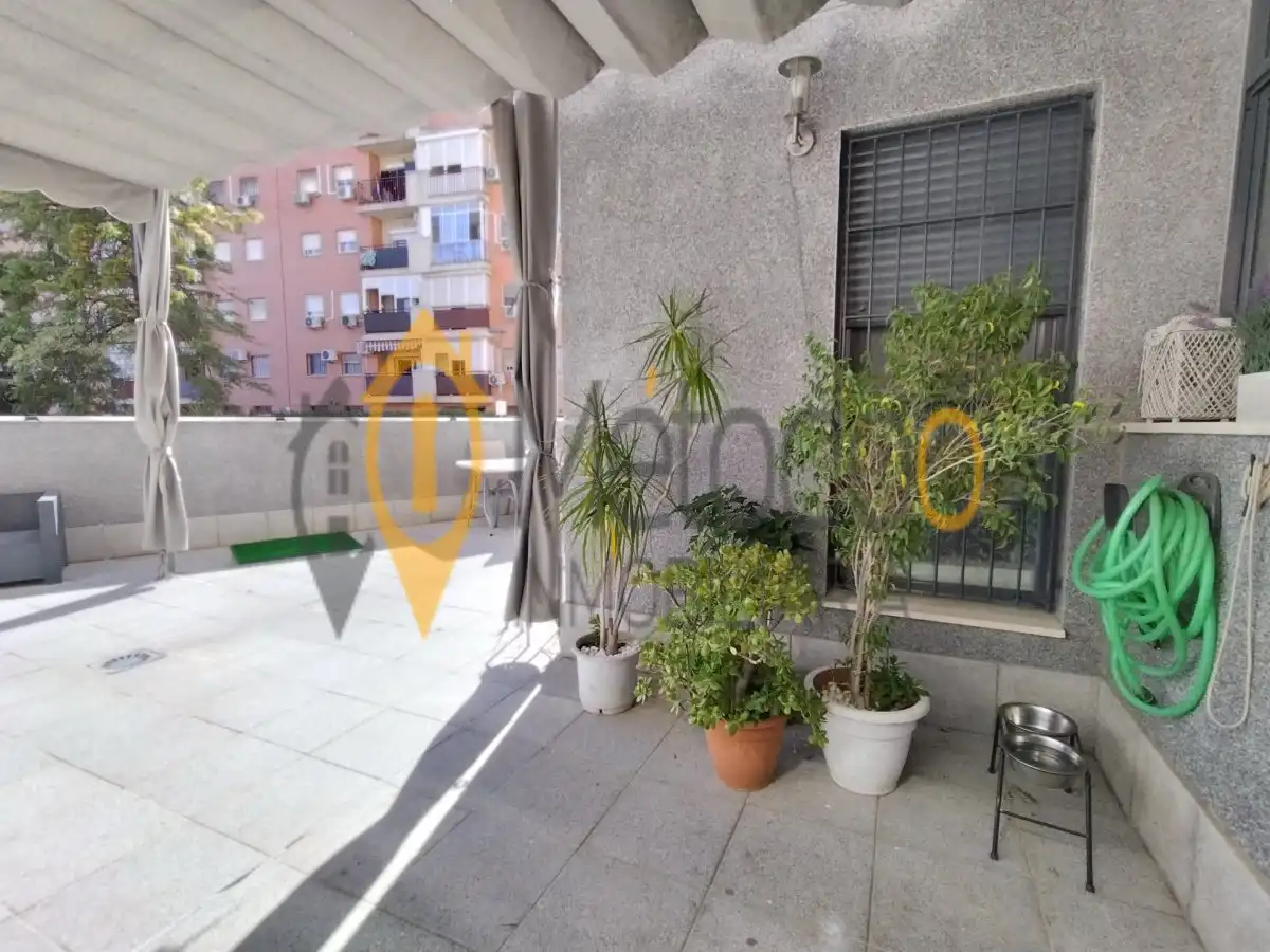 Terraza de Piso en venta en Sevilla con Aire acondicionado, Calefacción y Jardín privado