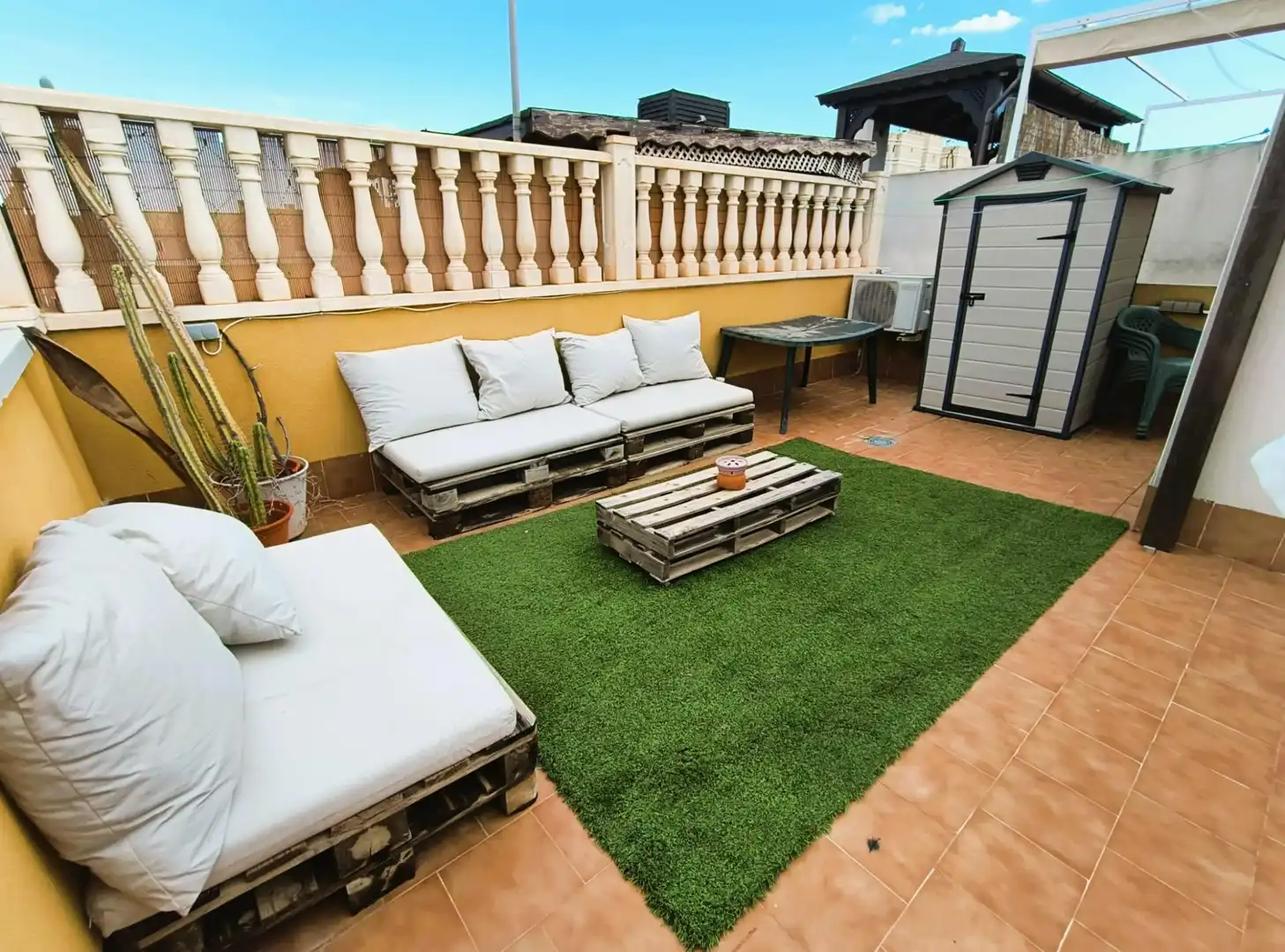 Terrassa de Casa o xalet en venda en Elche / Elx amb Aire condicionat, Jardí privat i Terrassa