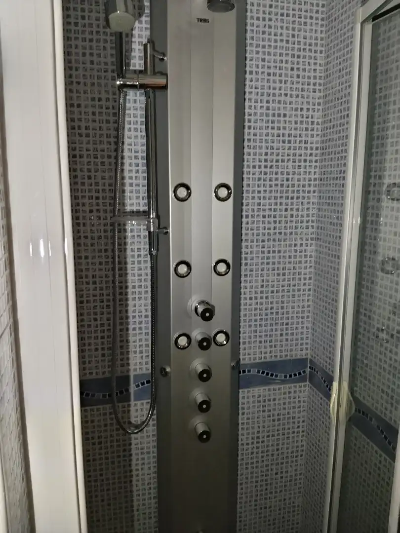 Baño de Casa adosada en venta en Burgos con Parquet y Trastero