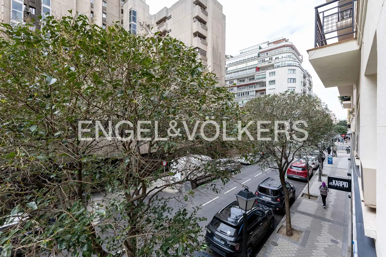 Vista exterior de Piso en venta en Madrid con Aire acondicionado, Calefacción y Parquet
