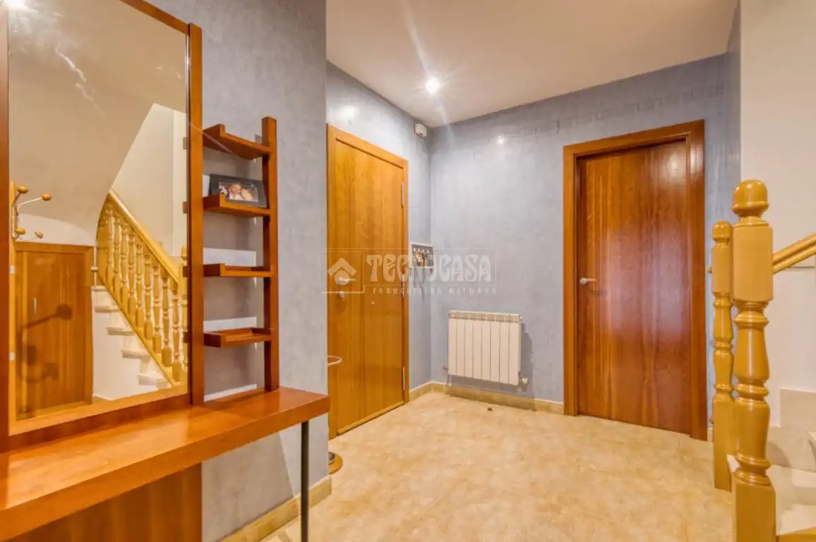 Piso en venta en Topas con Terraza