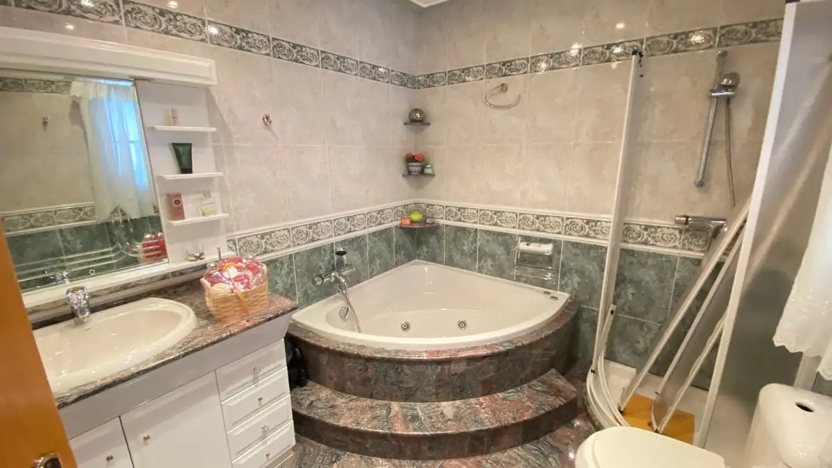Baño de Casa o chalet en venta en Los Alcázares con Calefacción y Trastero