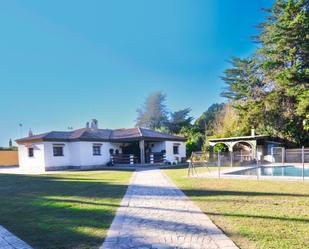 Jardí de Casa o xalet en venda en San Martín del Tesorillo amb Terrassa i Piscina