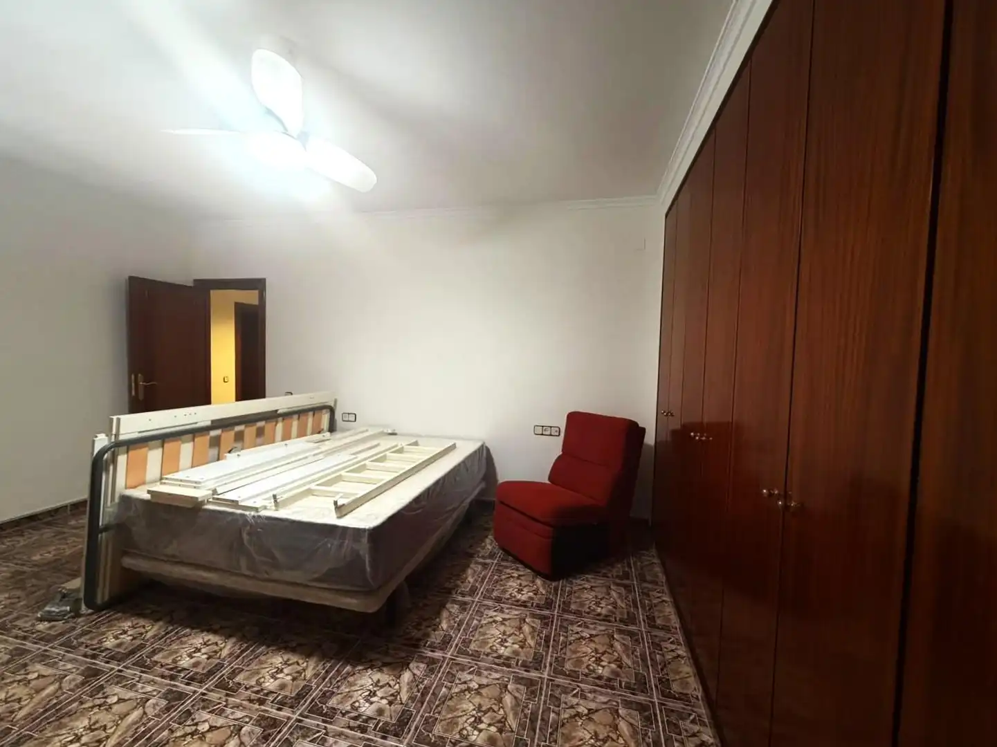 Houses for rent in Rafelbuñol / Rafelbunyol, Valencia