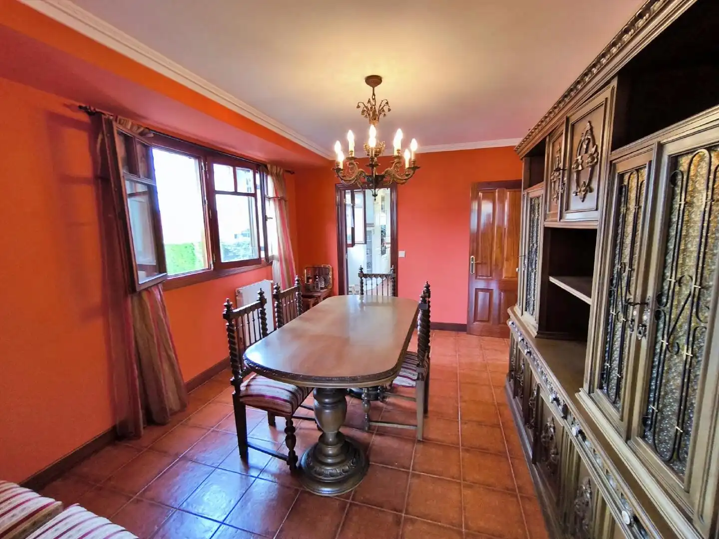 Menjador de Casa o xalet en venda en Castro-Urdiales