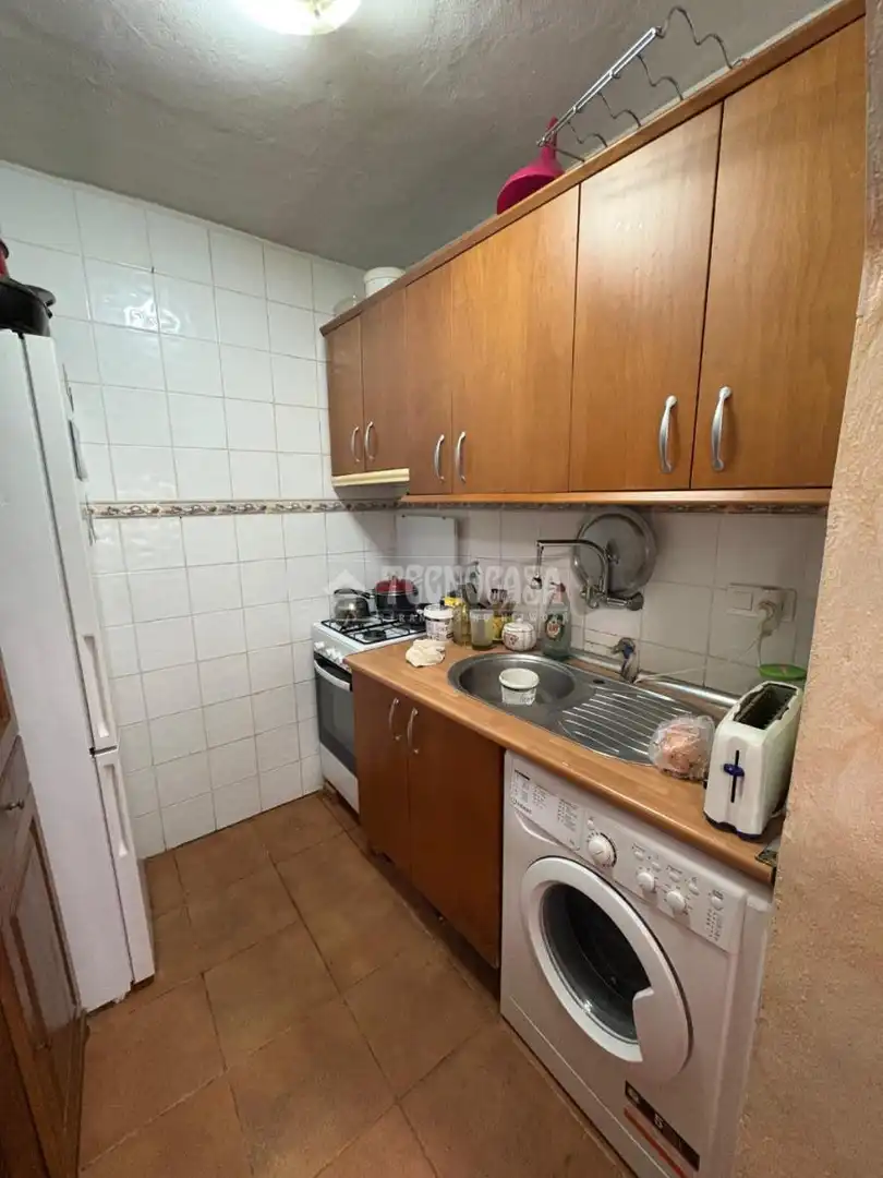 Kitchen of Flat for sale in Almuñécar  with Air Conditioner, Private garden and Swimming Pool