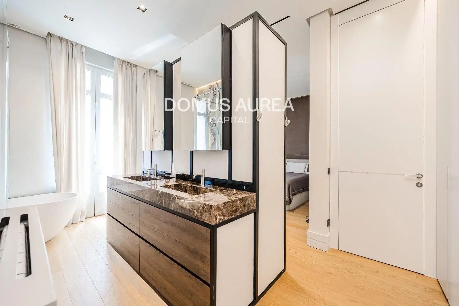 Bathroom of Flat for rent in Madrid  with Air Conditioner, Storage room and Furnished