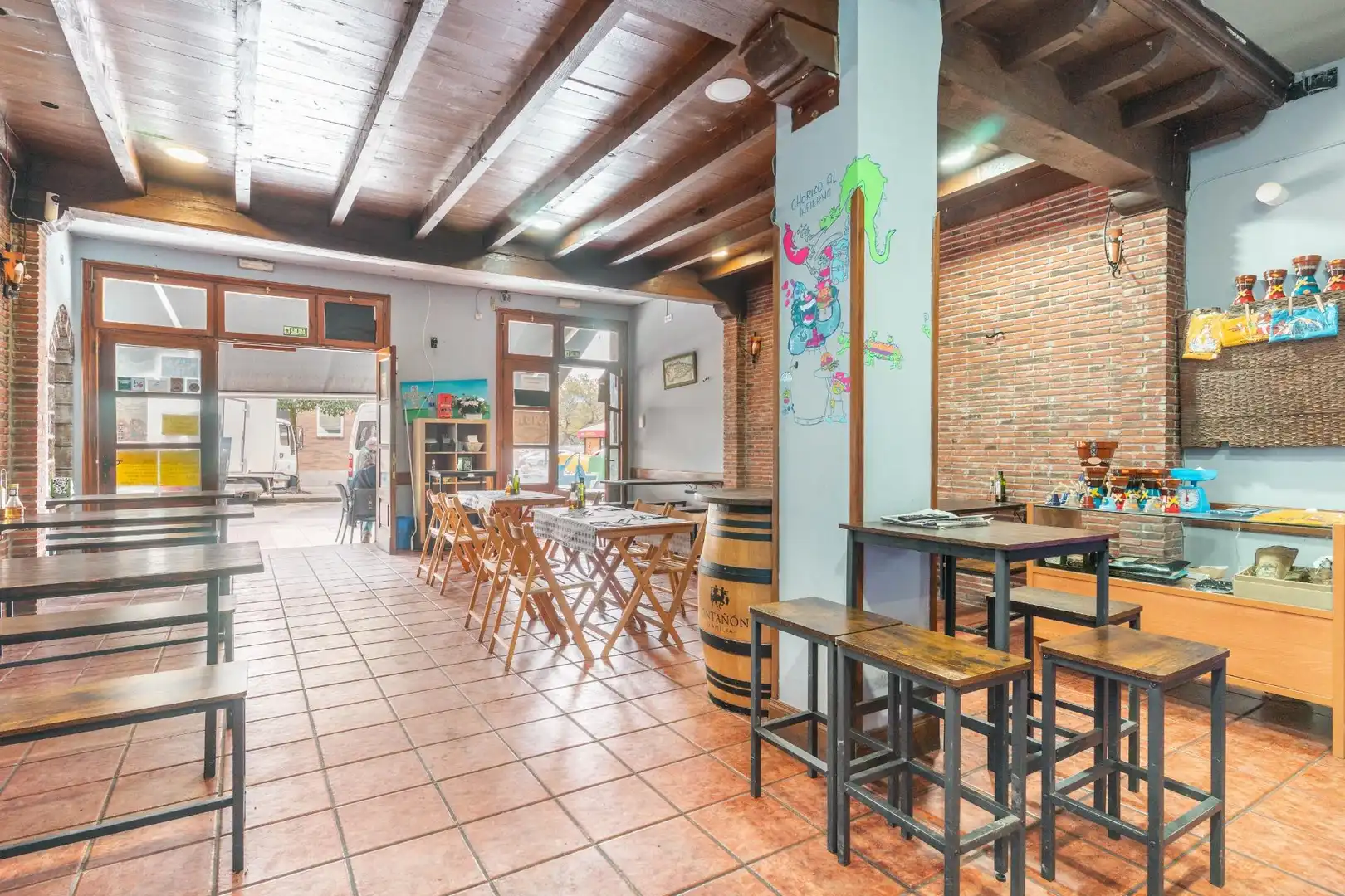 Local en traspaso en Parres
