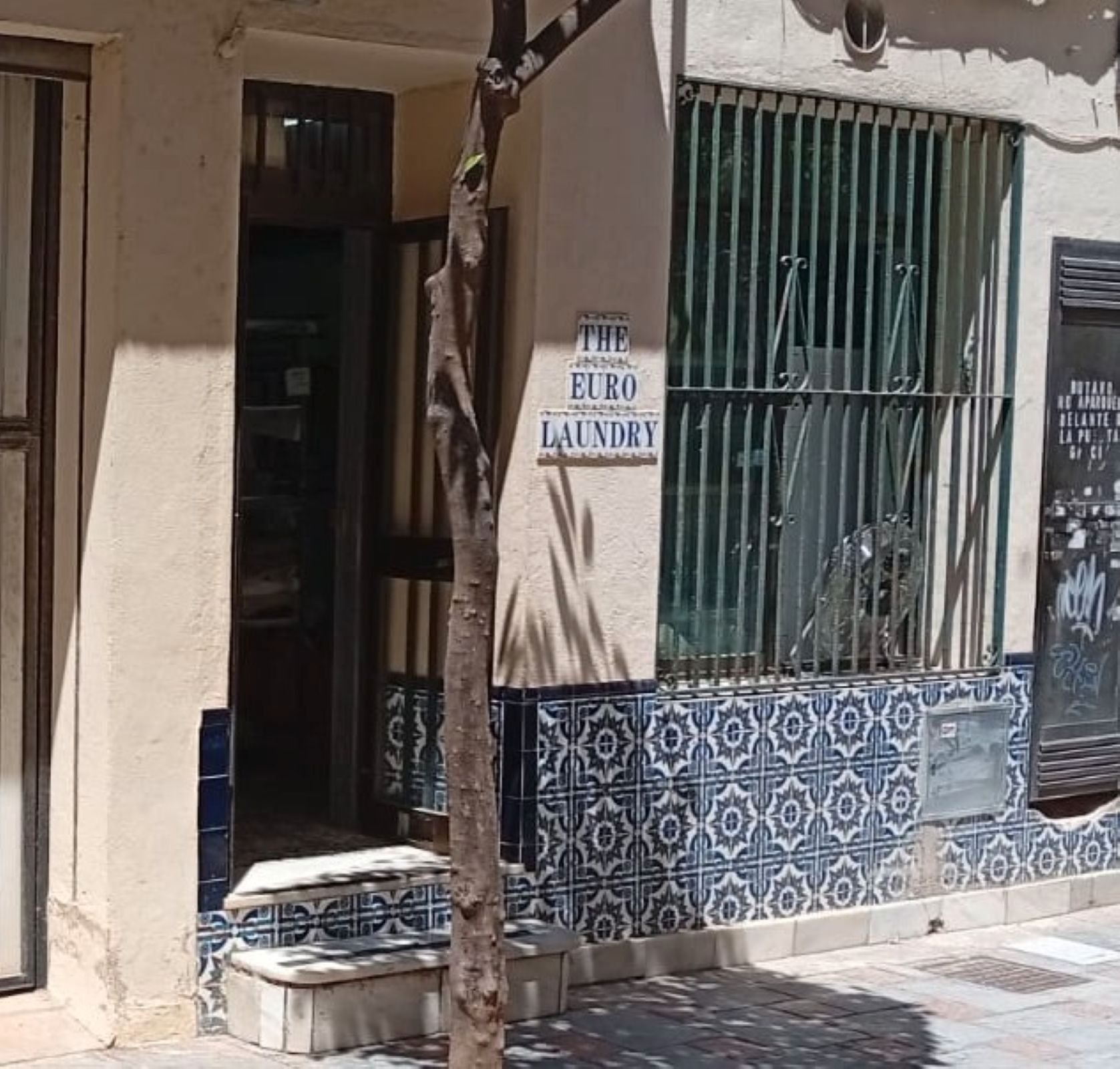 Exterior view of Premises for sale in Fuengirola  with Furnished