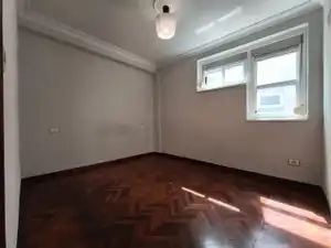 Dormitori de Pis en venda en A Coruña Capital  amb Calefacció i Parquet