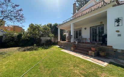 Garden of House or chalet for sale in Benalmádena  with Air Conditioner, Private garden and Storage room