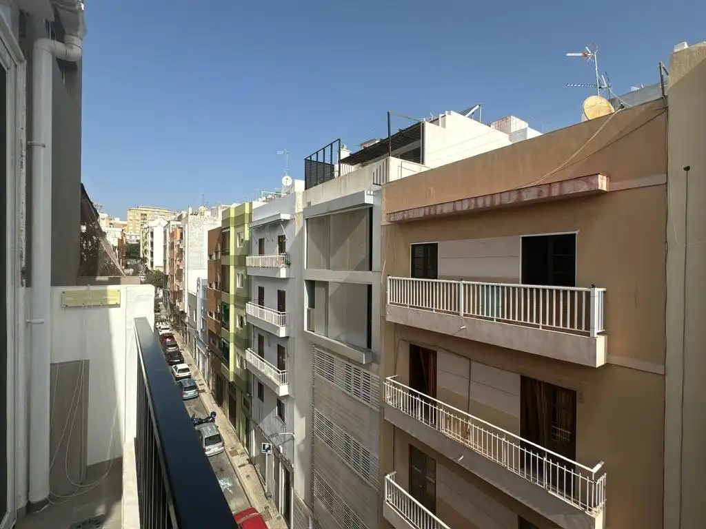 Ático en venta en De Progreso, Duggi - Rambla - Los Hoteles