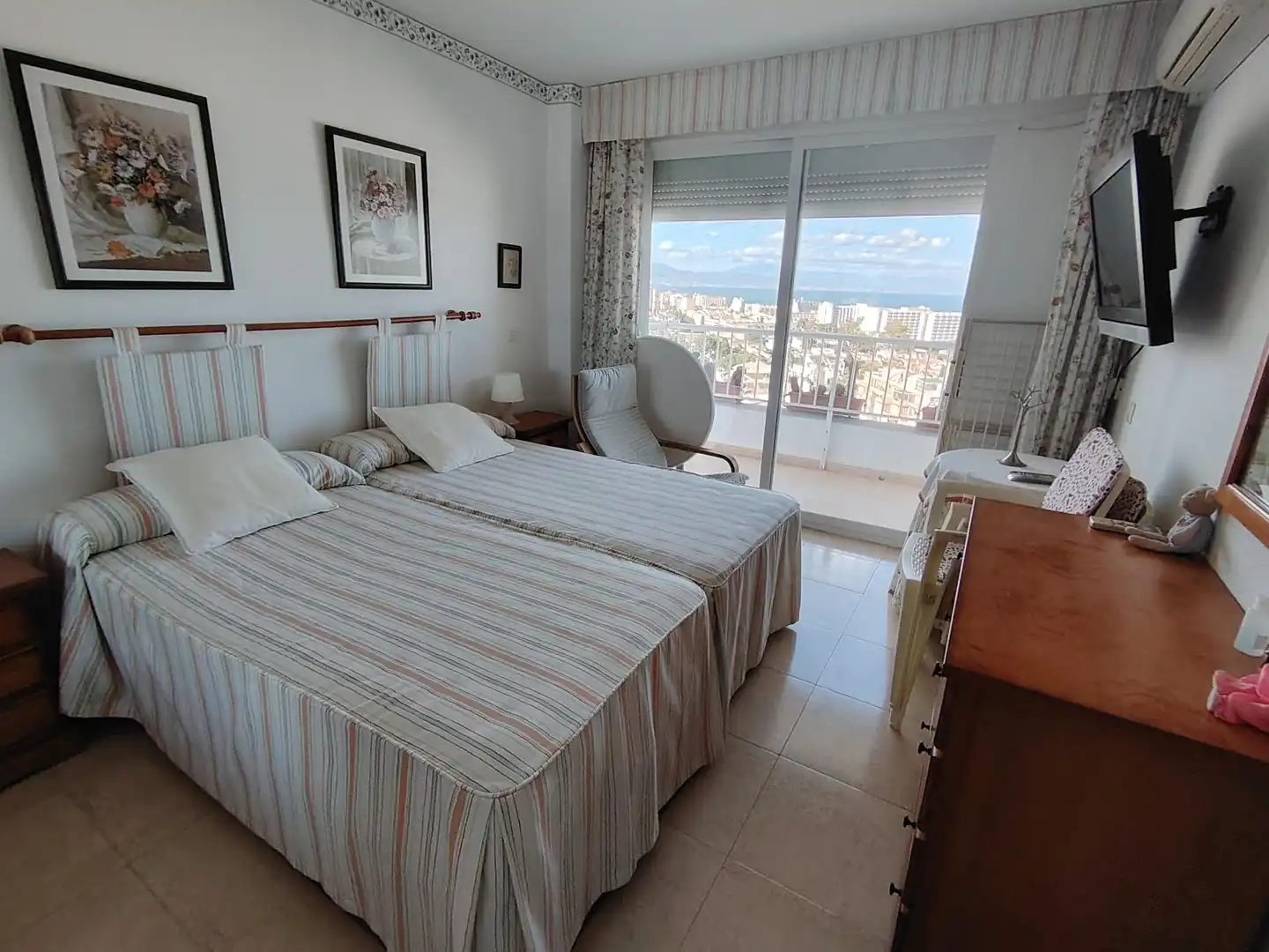 Apartament amb piscina en venda a Puerto Marina, imagen 3