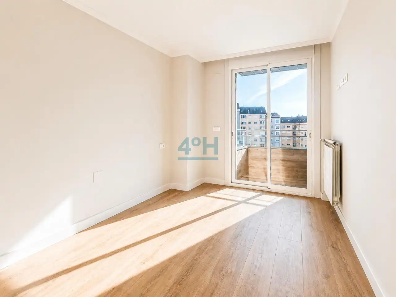 Habitación de Apartamento en venta en Ourense Capital  con Calefacción