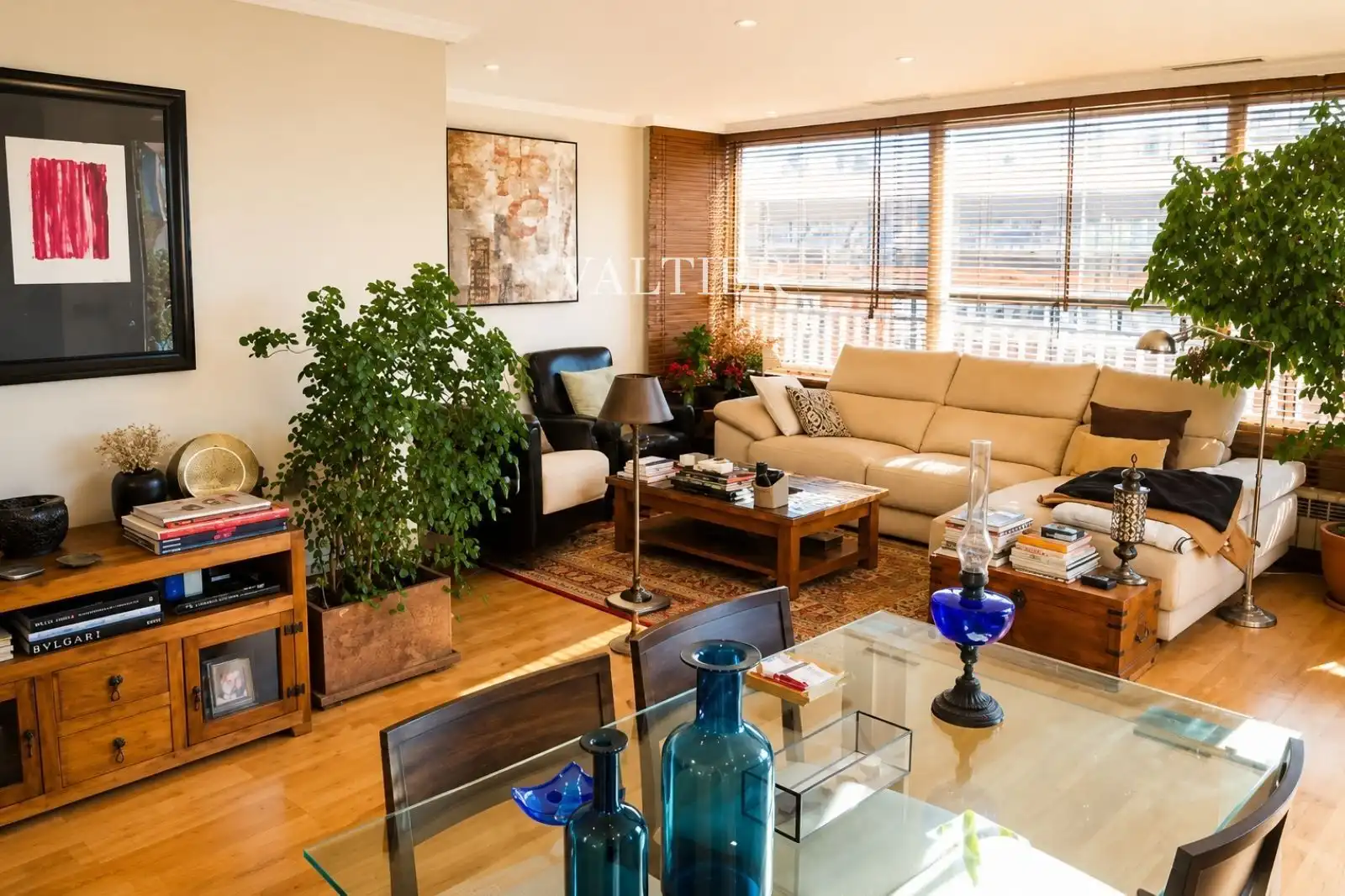 Sala d'estar de Àtic de lloguer en Madrid amb Aire condicionat i Terrassa