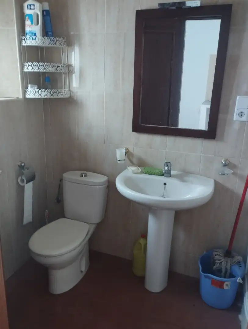 Bany de Casa o xalet en venda en Morelábor amb Jardí privat i Moblat