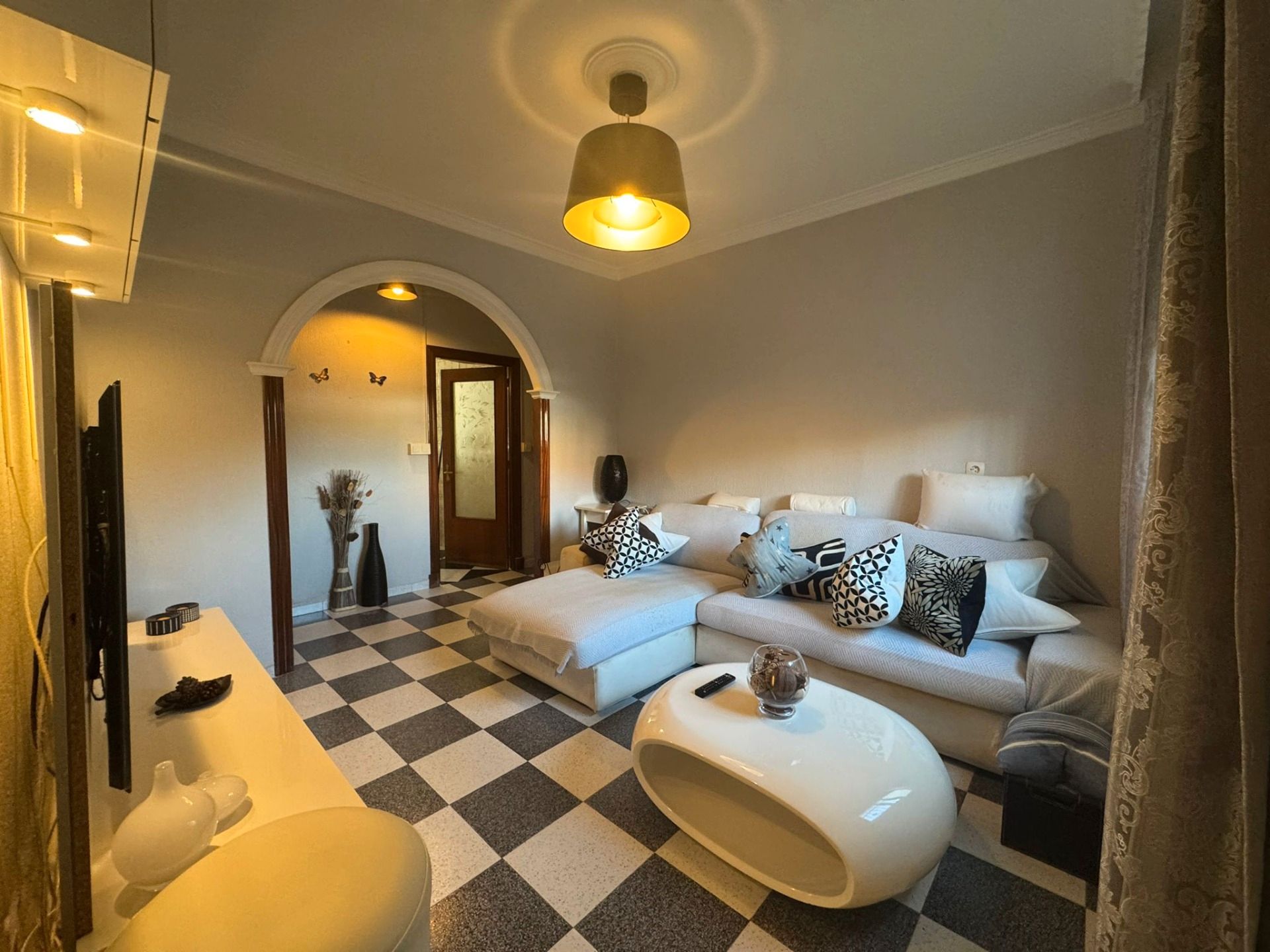 Sala d'estar de Planta baixa en venda en Jerez de la Frontera amb Traster