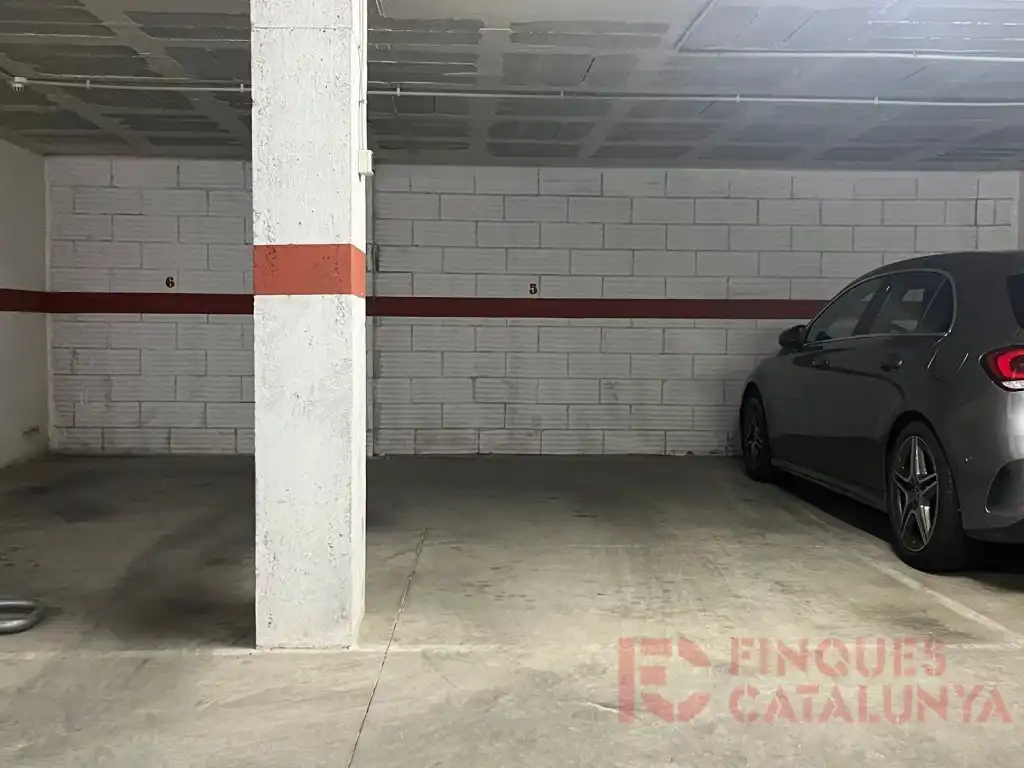 Individuel à vendre à Eixample Sud – Migdia