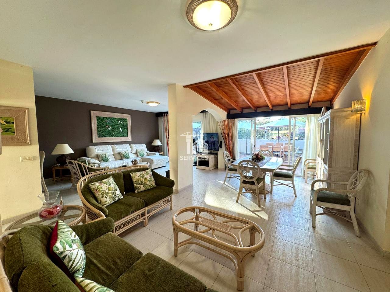 Living room of Planta baja to rent in Arona  with Private garden, Terrace and Community pool