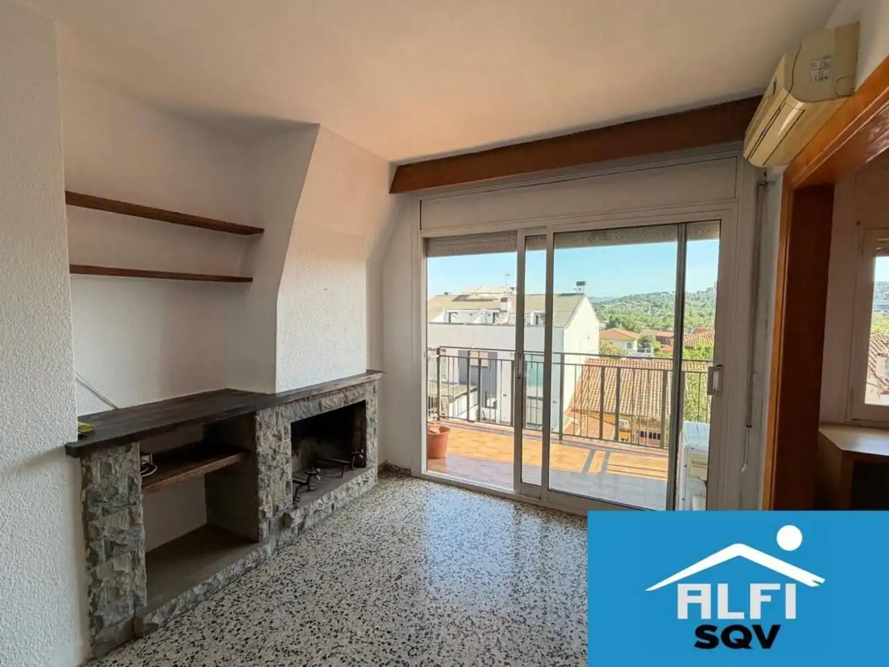 Living room of Flat for sale in Sant Quirze del Vallès  with Heating, Storage room and Balcony