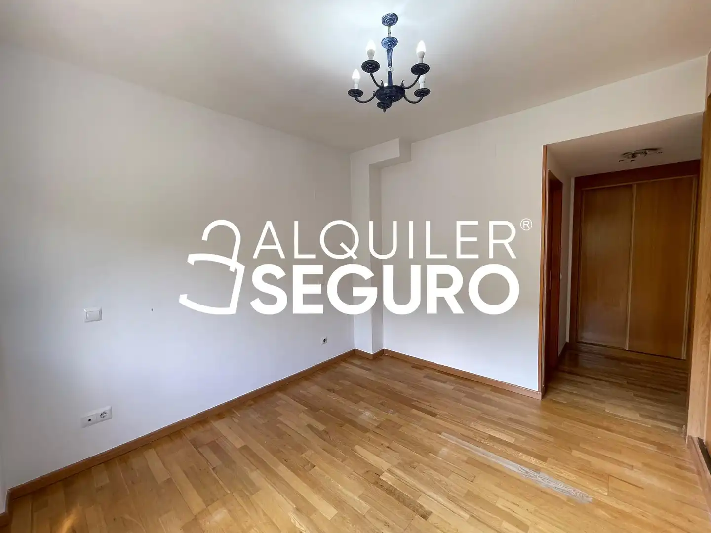 Dormitori de Pis de lloguer en Navalcarnero amb Calefacció, Terrassa i Traster
