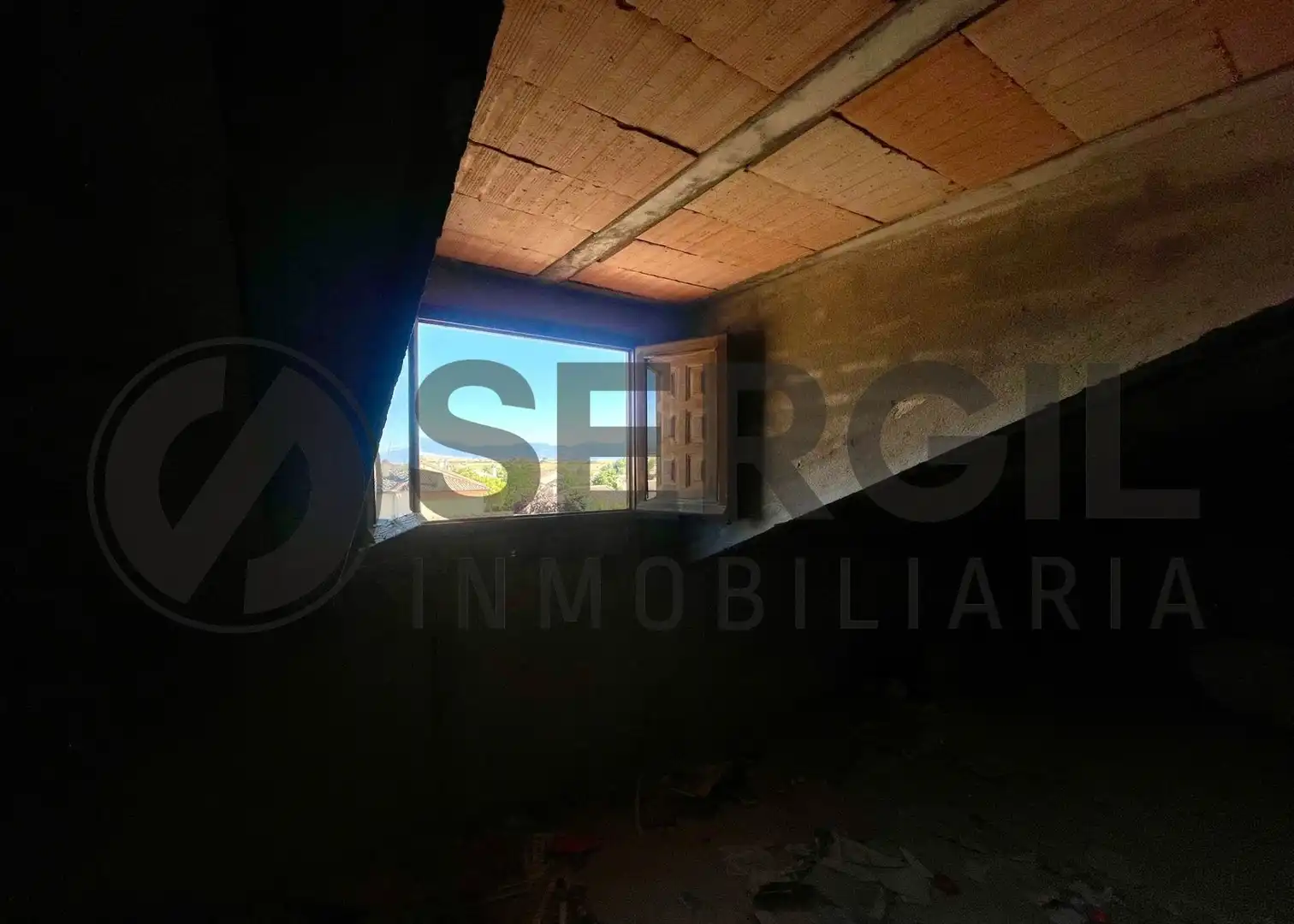 Houses for sale in Brieva  with Heating, Private garden and Storage room