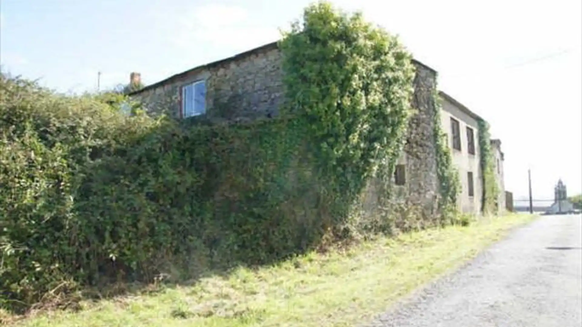 Casa adosada en venta en Sarria