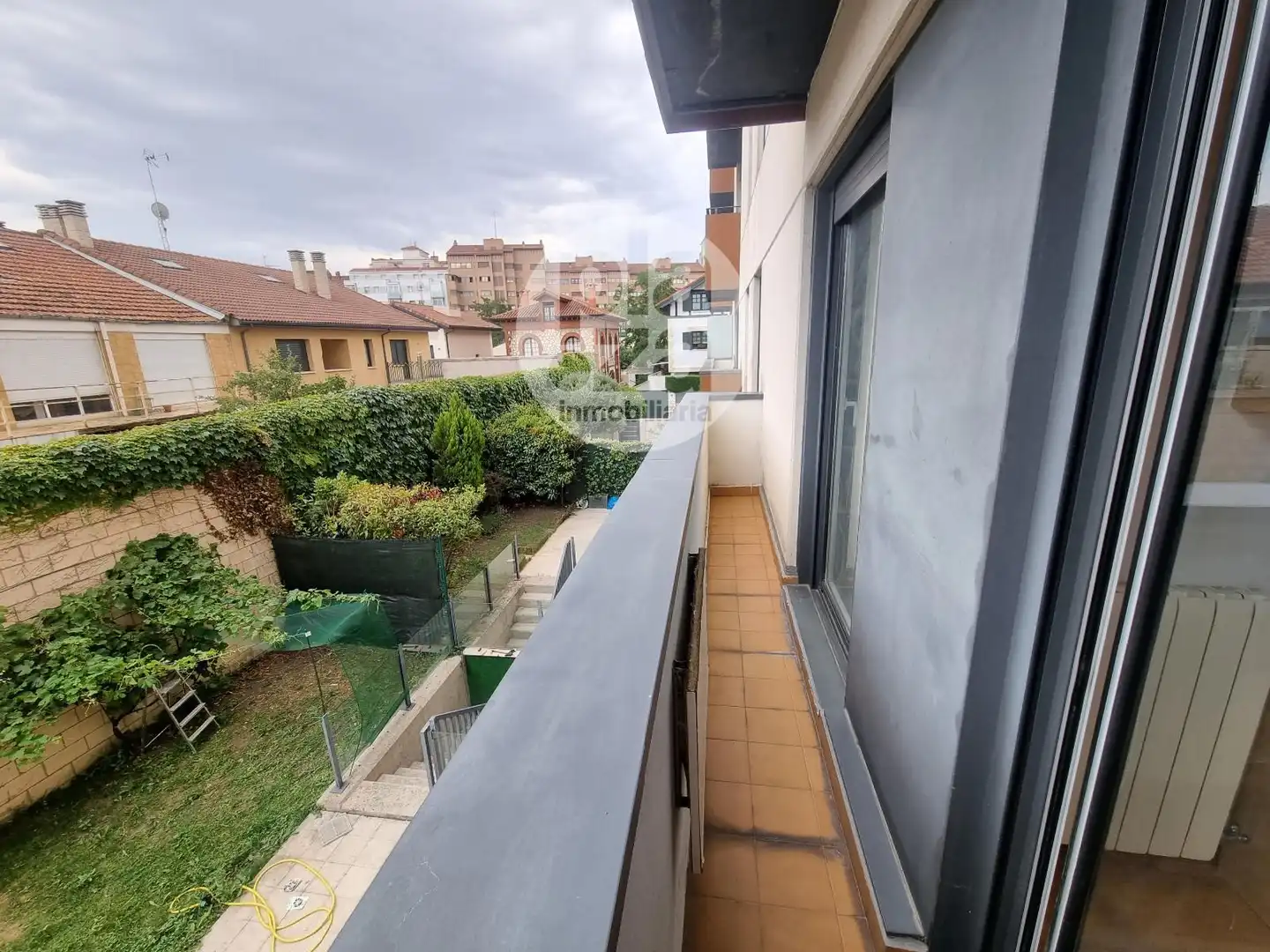Terrassa de Pis en venda en Burgos amb Aire condicionat, Calefacció i Terrassa