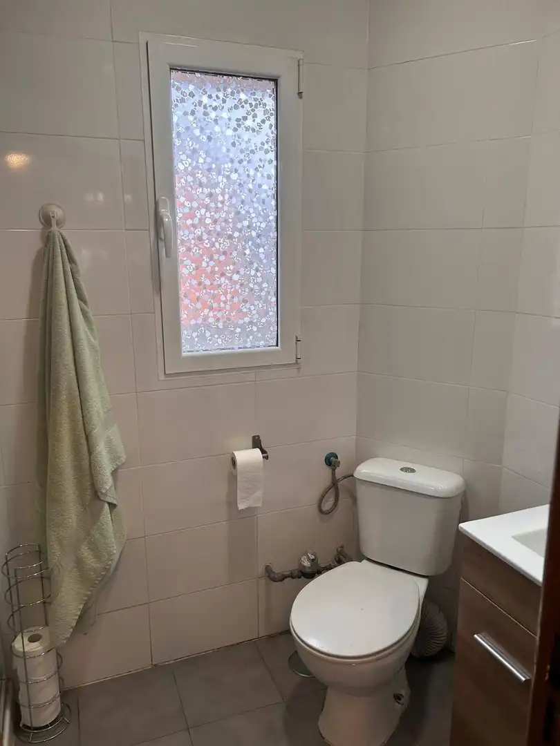 Bathroom of Flat for sale in  Madrid Capital