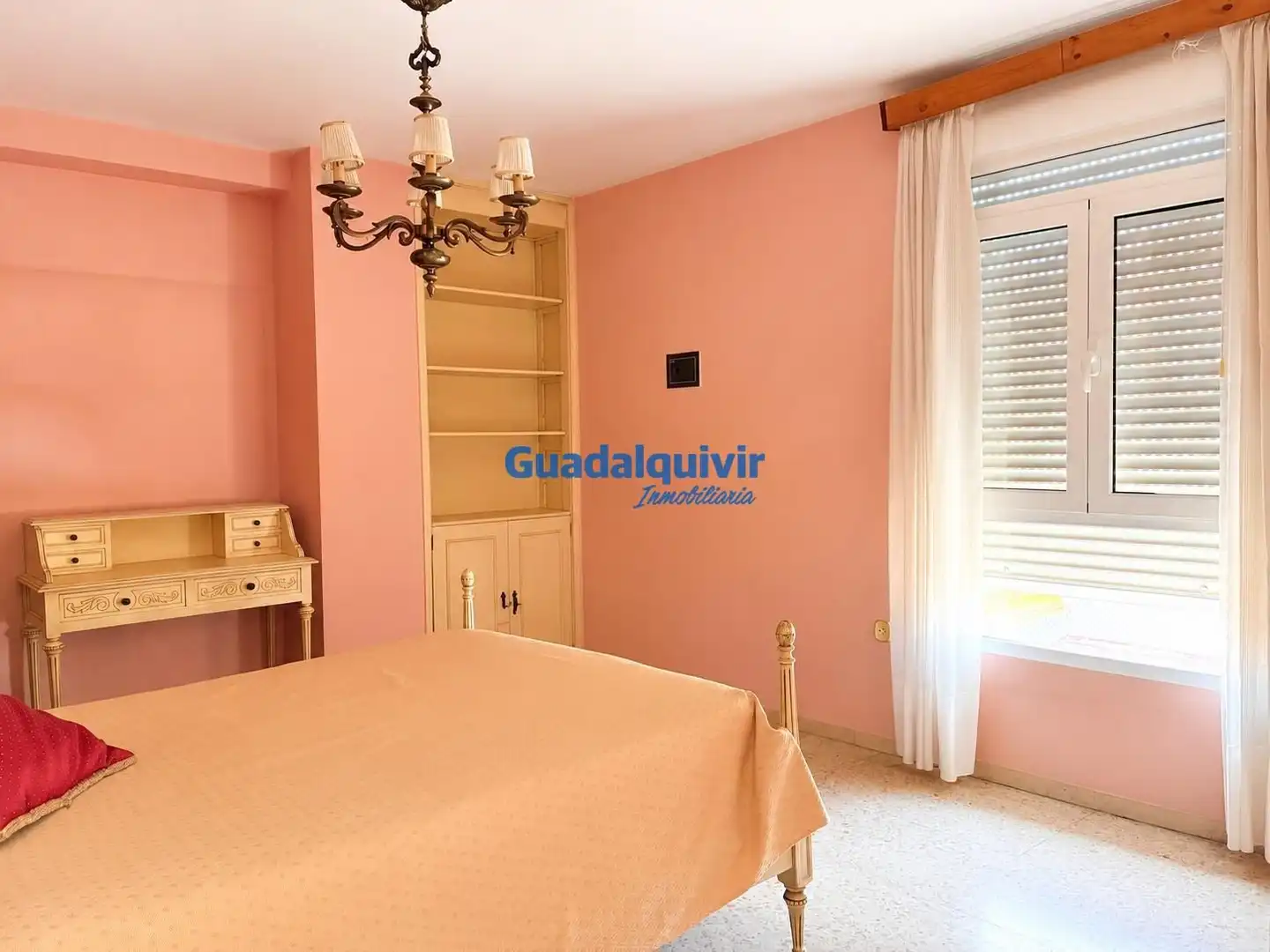 Habitación de Piso en venta en Sevilla con Aire acondicionado y Balcón