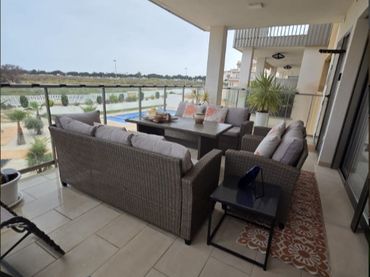 Appartement compact avec piscine à vendre à Orihuela Costa